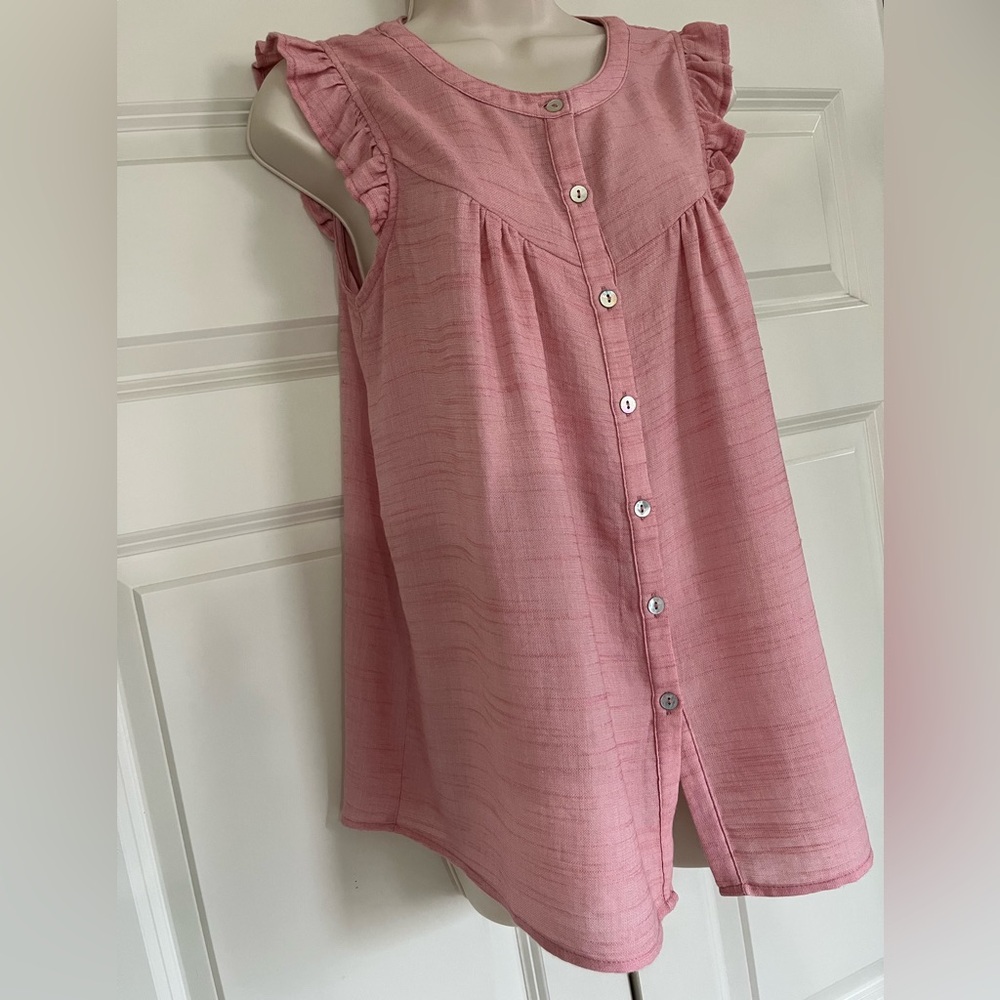 Doe & Rae Ruffle Cap Sleeve Button Down Top Size Medium - Picture 2 of 14